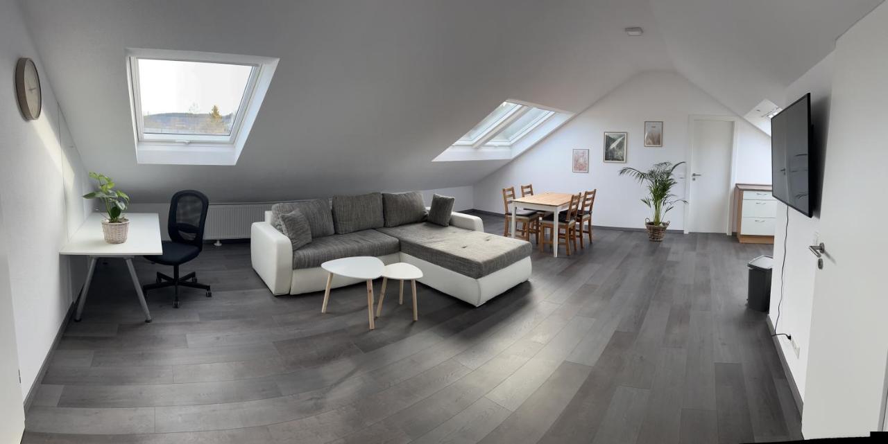Unique Geraeumige 2 Zimmerwohnung In Tuttlingen Mit Netflix, Sauna Und Fitness Bagian luar foto